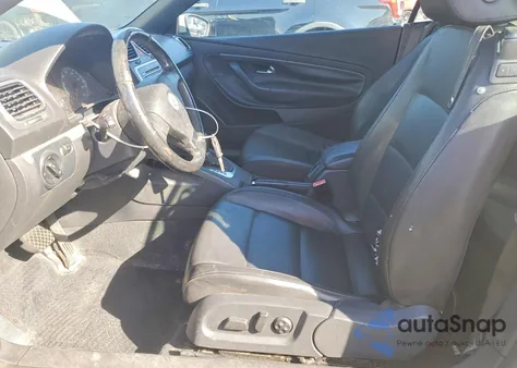 2009 Volkswagen Eos Turbo z USA, uszkodzony, nr VIN WVWBA71F59V009181